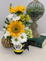 The Mothers Day Queen Bee Mug from Designs by Dennis, florist in Kingfisher, OK